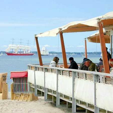 Probsteier Platz Sonnenschein 17 * Laboe